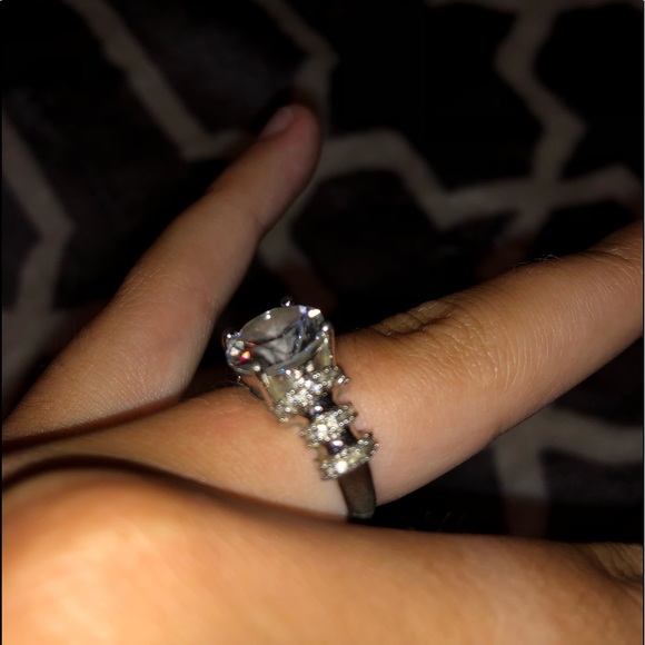 Promise Ring - Picture 2 of 4